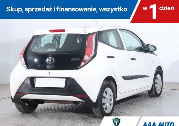 Toyota Aygo cena 34000 przebieg: 46649, rok produkcji 2016 z Błażowa małe 172